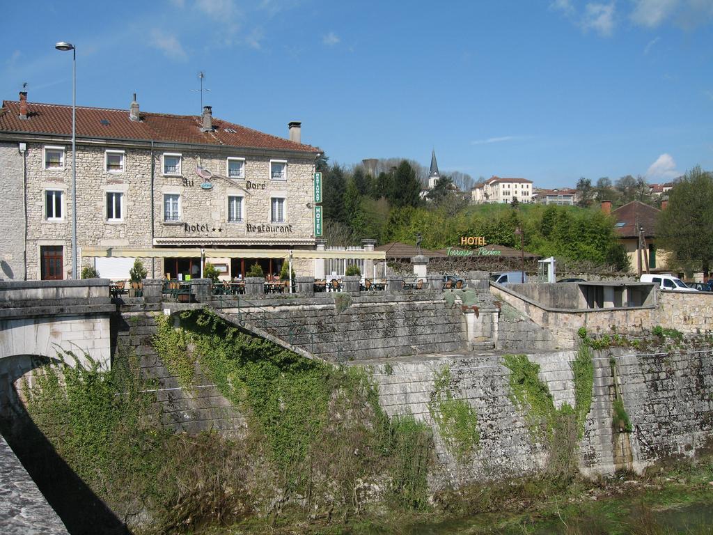 Au Faisan Dore Neuville-sur-Ain Exterior photo